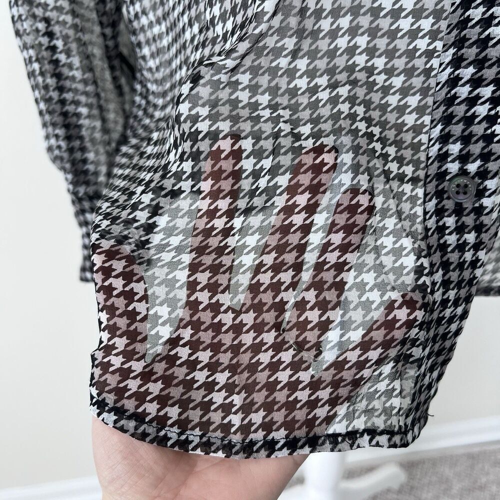 Equipment Femme Signature Silk Houndstooth Sheer Chiffon Button Down Shirt Sz M - Picture 9 of 9